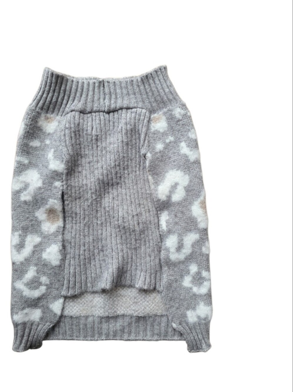 🩷Dog Sweater Coat Gray Patterned Ribbed Knit - Picture 3 of 6
